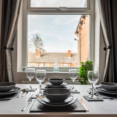 Normanton  Hopetown Apartment-Modern 2 Bed With Free Parking מראה חיצוני תמונה